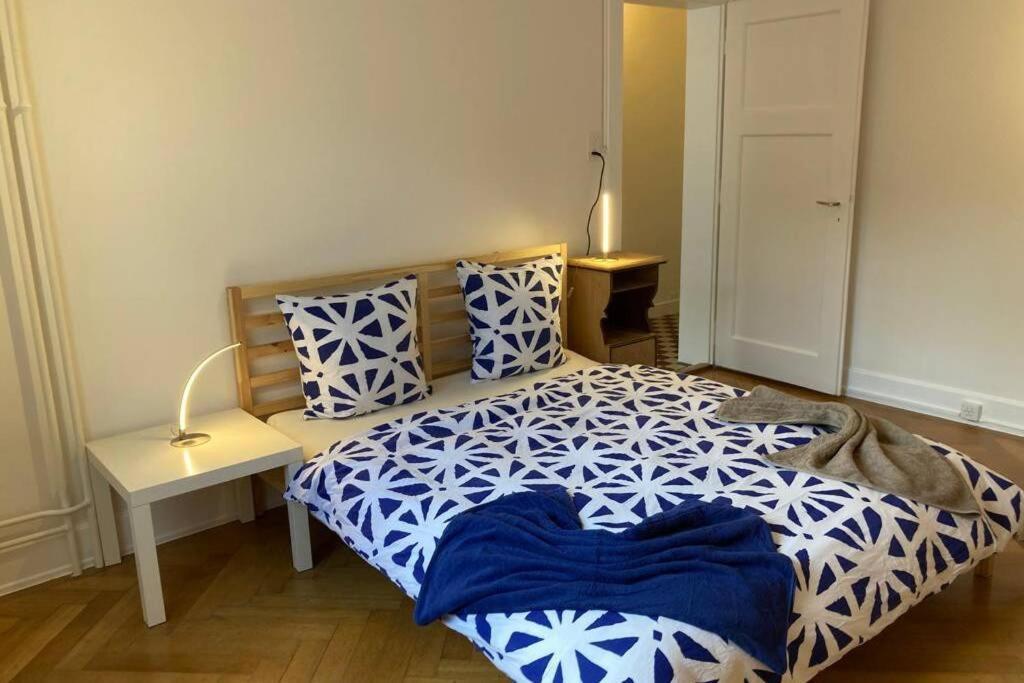 Parking & Appartement 2 Pieces Sans Traffic Lausana Exterior foto